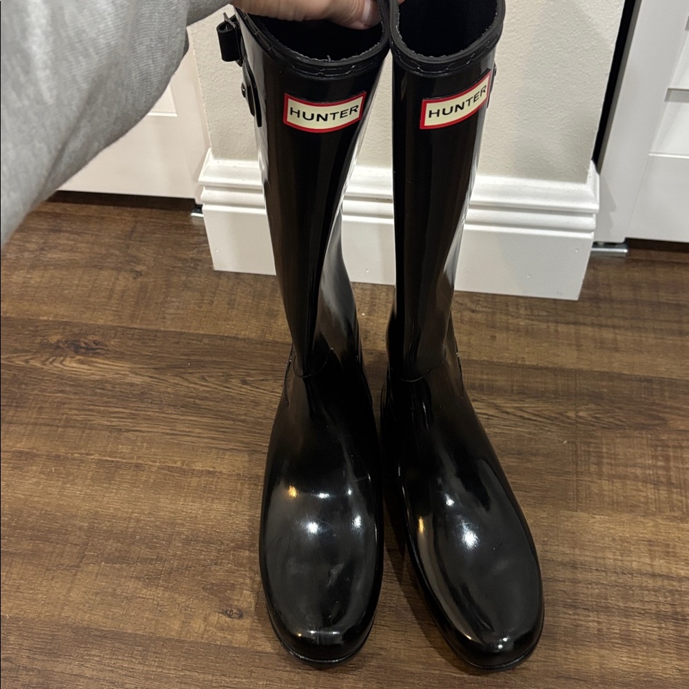 Hunter Refined Tall Gloss Rain Boots